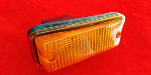 FRECCIA ANTERIORE LATO DESTRO, COLORE ARANCIONE - FIAT 126